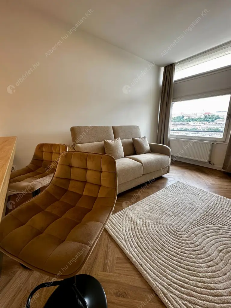 Kiadó albérlet 329000 Ft/hó áron: Budapest, V. kerület  Széchenyi utca. Mérete: 30 nm, 1 szobás | Alberlet.hu - 6521568