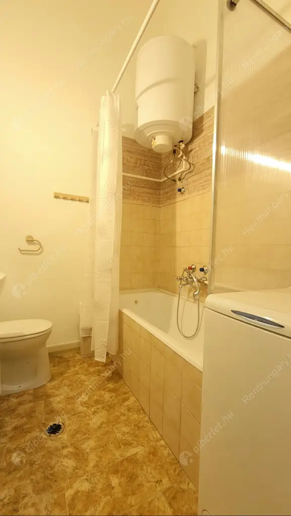 Kiadó albérlet 200000 Ft/hó áron: Budapest, V. kerület  Széchenyi utca. Mérete: 42 nm, 1 szobás | Alberlet.hu - 6568547