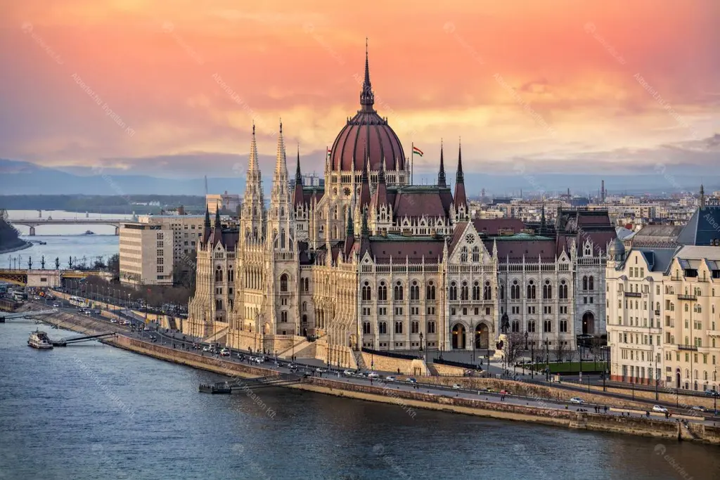 Kiadó albérlet 295000 Ft/hó áron: Budapest, V. kerület  Széchenyi utca. Mérete: 42 nm, 1 szobás | Alberlet.hu - 6748227
