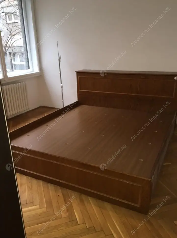 Kiadó albérlet 320000 Ft/hó áron: Budapest, V. kerület  Széchenyi utca. Mérete: 62 nm, 3 szobás | Alberlet.hu - 6556599
