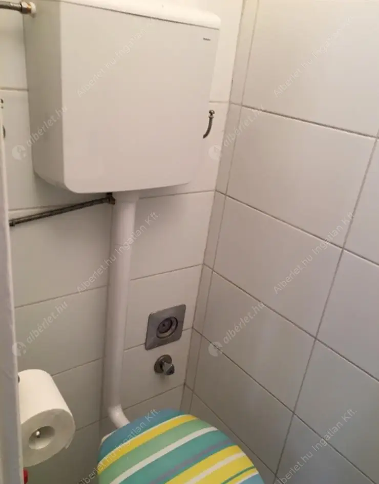 Kiadó albérlet 320000 Ft/hó áron: Budapest, V. kerület  Széchenyi utca. Mérete: 62 nm, 3 szobás | Alberlet.hu - 6556607