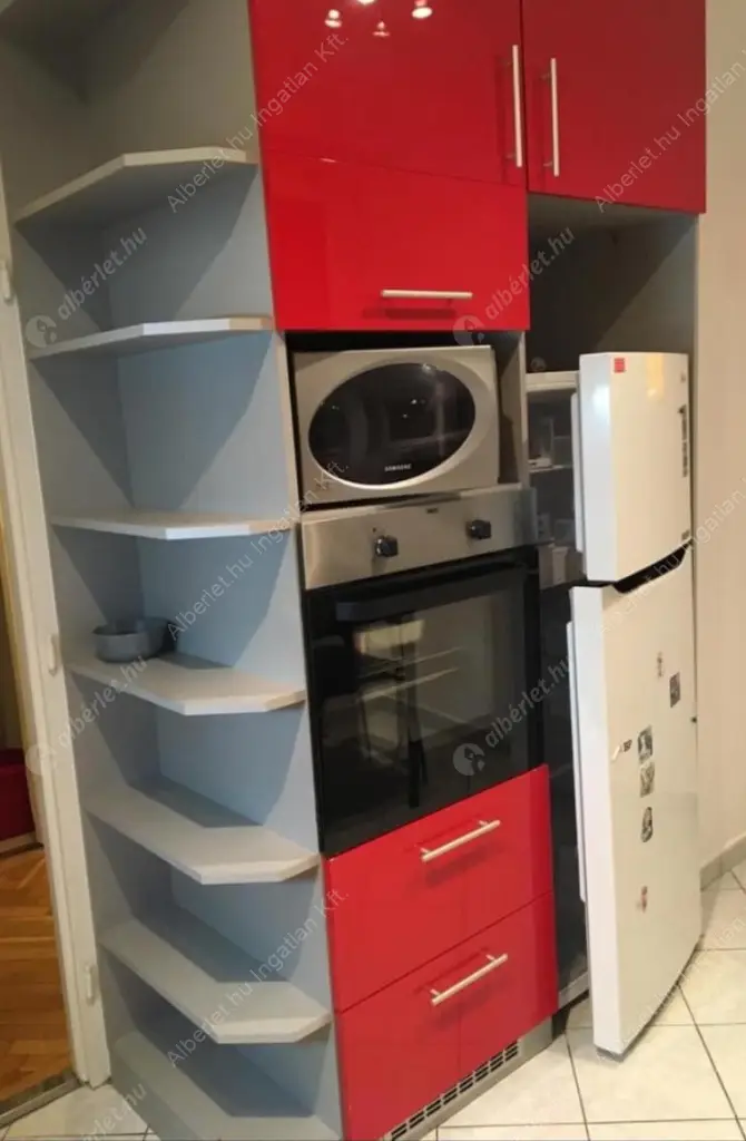 Kiadó albérlet 299000 Ft/hó áron: Budapest, V. kerület  Széchenyi utca. Mérete: 62 nm, 3 szobás | Alberlet.hu - 6571786