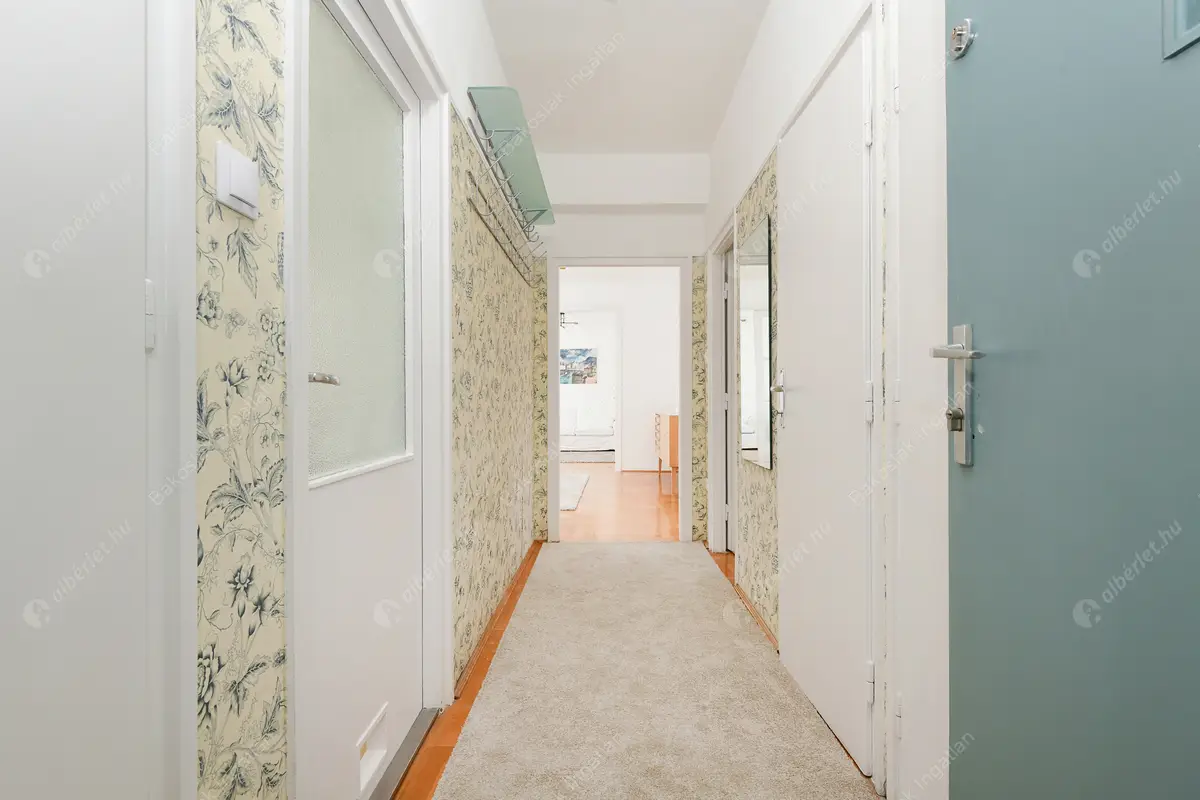 Kiadó albérlet 383000 Ft/hó áron: Budapest, V. kerület  Széchenyi utca. Mérete: 68 nm, 3 szobás | Alberlet.hu - 6487402