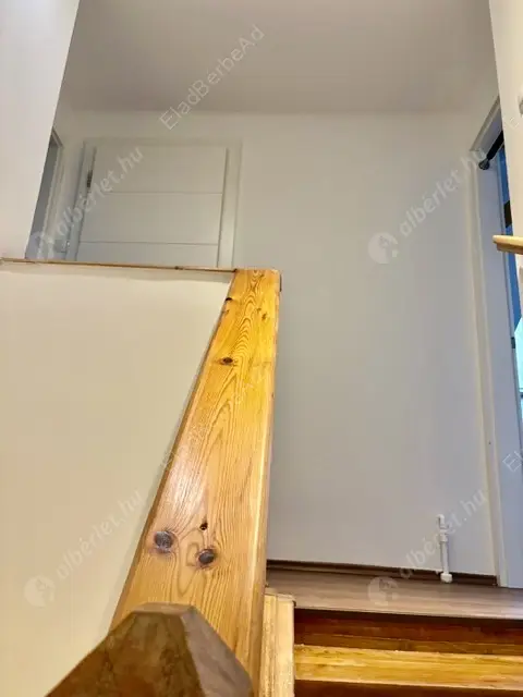 Kiadó albérlet 500000 Ft/hó áron: Budapest, V. kerület  Széchenyi utca. Mérete: 80 nm, 3 szobás | Alberlet.hu - 6609999