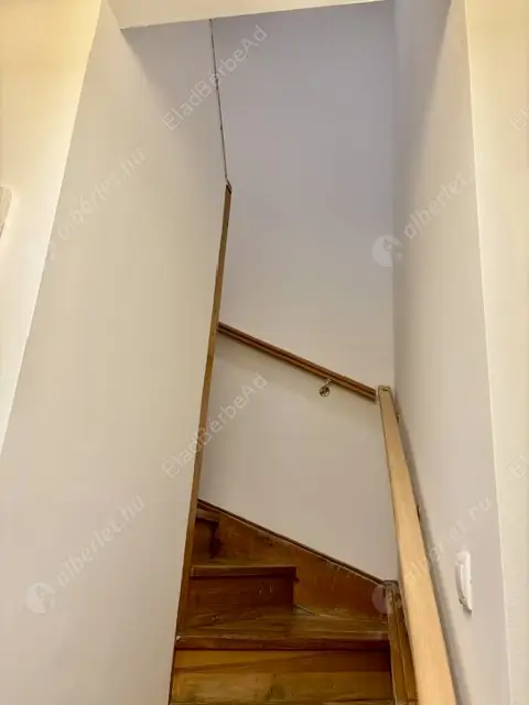 Kiadó albérlet 500000 Ft/hó áron: Budapest, V. kerület  Széchenyi utca. Mérete: 80 nm, 3 szobás | Alberlet.hu - 6610000