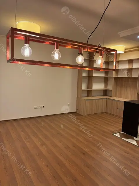 Kiadó albérlet 500000 Ft/hó áron: Budapest, V. kerület  Széchenyi utca. Mérete: 80 nm, 4 szobás | Alberlet.hu - 6611371