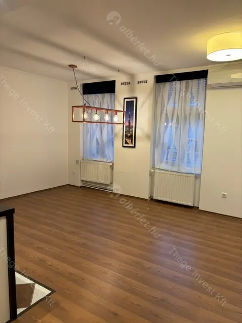 Kiadó albérlet 500000 Ft/hó áron: Budapest, V. kerület  Széchenyi utca. Mérete: 80 nm, 4 szobás | Alberlet.hu - 6611372