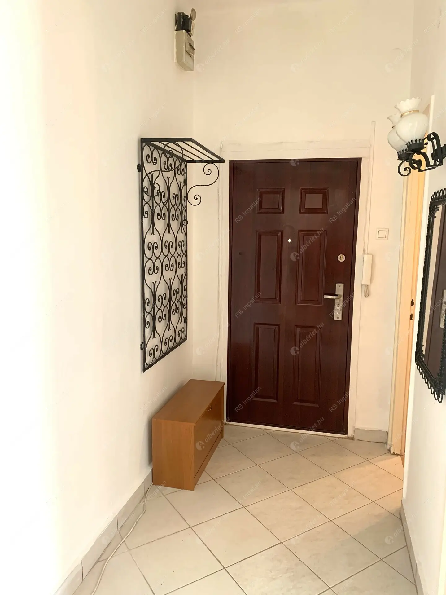 Kiadó albérlet 270000 Ft/hó áron: Budapest, V. kerület  Szemere utca. Mérete: 58 nm, 2 szobás | Alberlet.hu - 6521029