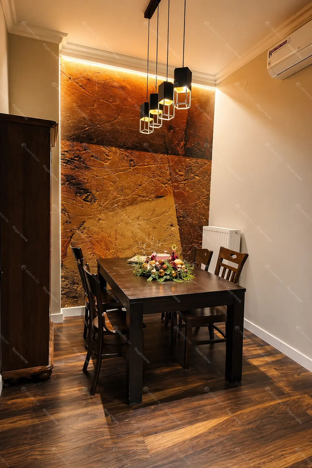 Kiadó albérlet 420000 Ft/hó áron: Budapest, V. kerület  Szemere utca. Mérete: 90 nm, 3 szobás | Alberlet.hu - 6704379