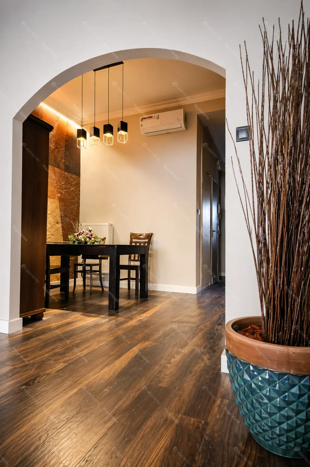 Kiadó albérlet 420000 Ft/hó áron: Budapest, V. kerület  Szemere utca. Mérete: 90 nm, 3 szobás | Alberlet.hu - 6704385