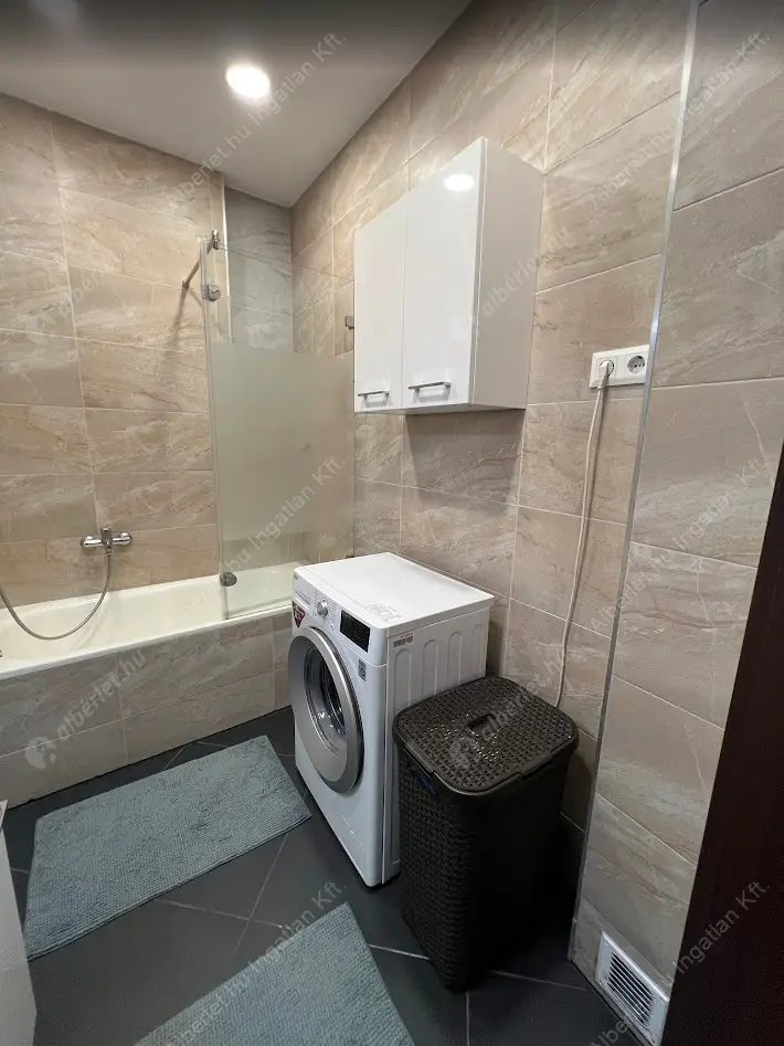 Kiadó albérlet 525000 Ft/hó áron: Budapest, V. kerület  Szemere utca. Mérete: 90 nm, 4 szobás | Alberlet.hu - 6592264