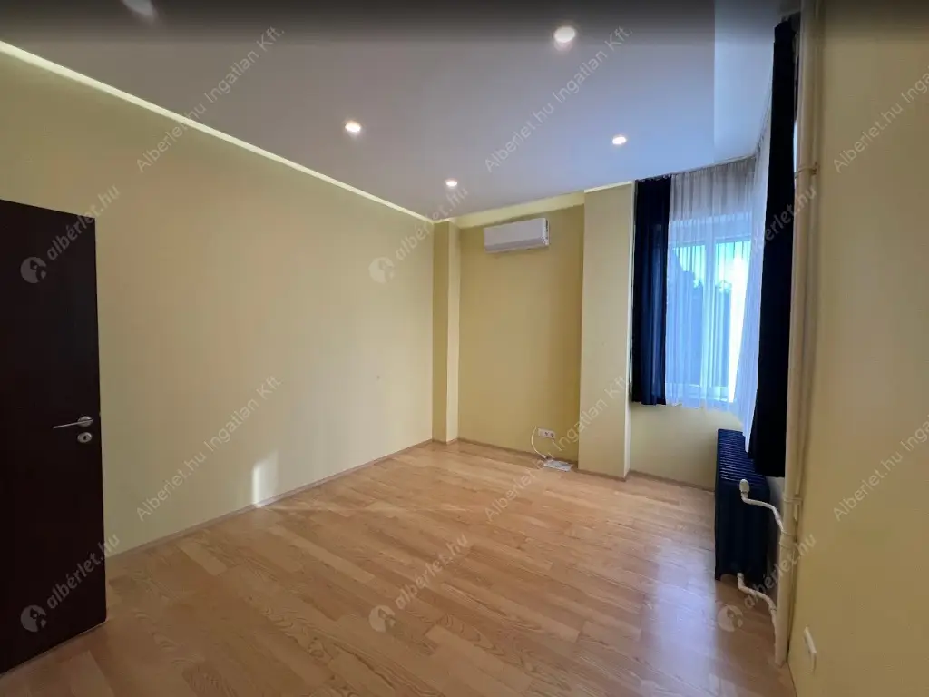 Kiadó albérlet 490000 Ft/hó áron: Budapest, V. kerület  Szemere utca. Mérete: 90 nm, 4 szobás | Alberlet.hu - 6624950