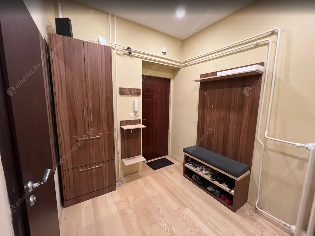 Kiadó albérlet 490000 Ft/hó áron: Budapest, V. kerület  Szemere utca. Mérete: 90 nm, 4 szobás | Alberlet.hu - 6624954