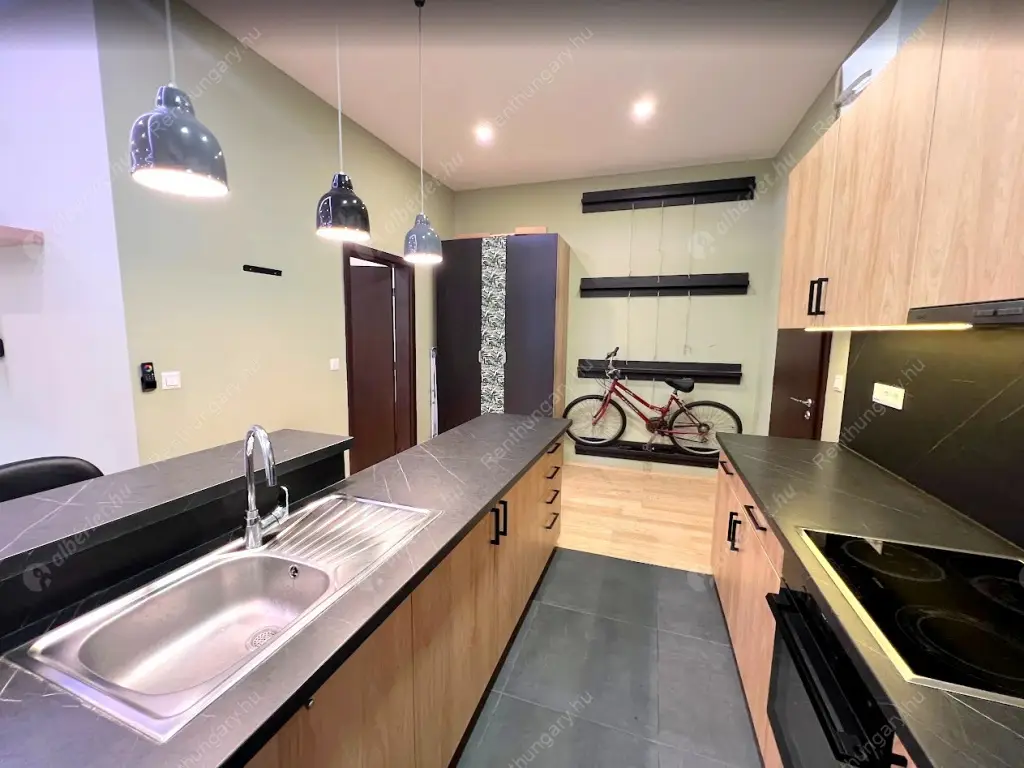 Kiadó albérlet 525000 Ft/hó áron: Budapest, V. kerület  Szemere utca. Mérete: 90 nm, 4 szobás | Alberlet.hu - 6596422