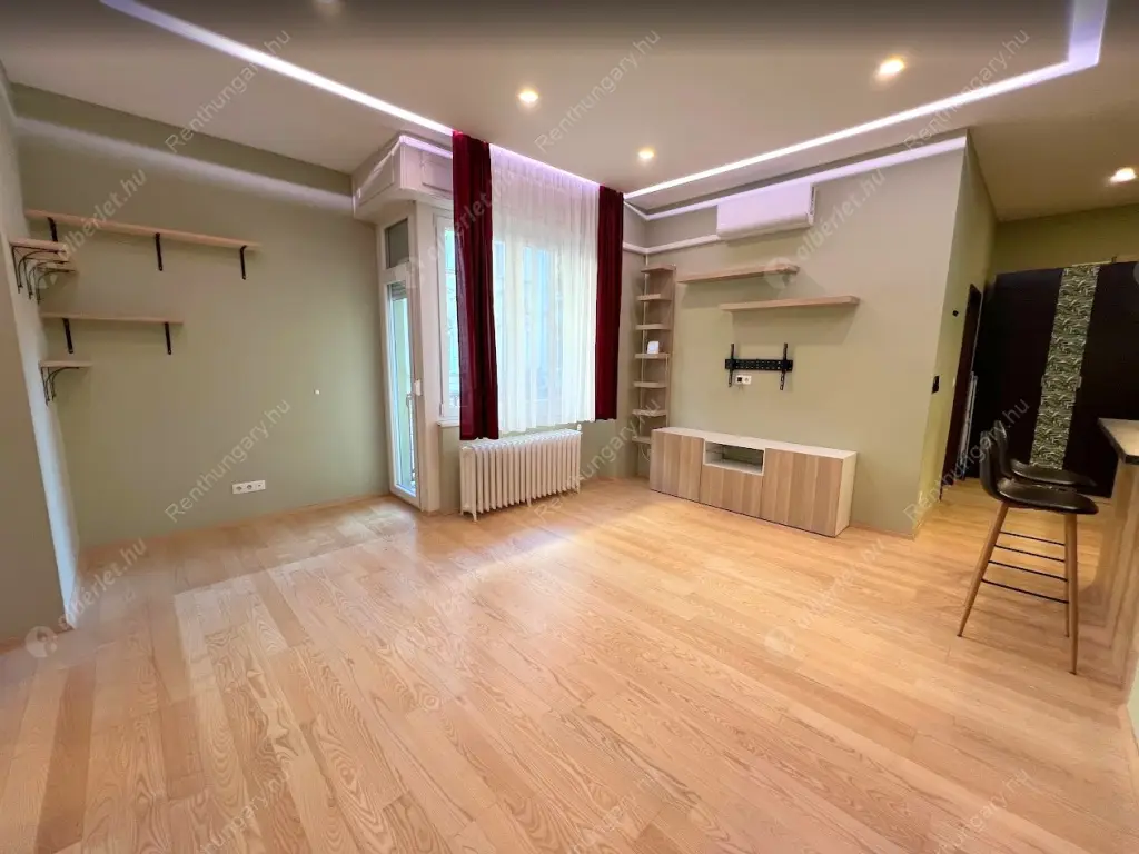 Kiadó albérlet 525000 Ft/hó áron: Budapest, V. kerület  Szemere utca. Mérete: 90 nm, 4 szobás | Alberlet.hu - 6596424