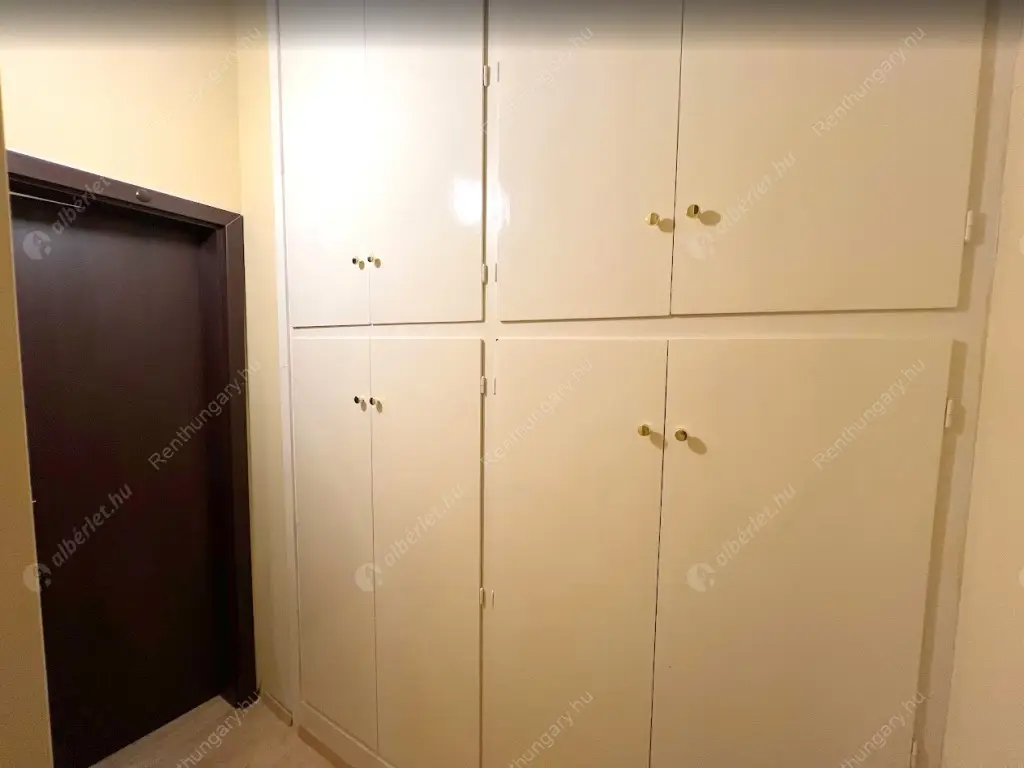 Kiadó albérlet 525000 Ft/hó áron: Budapest, V. kerület  Szemere utca. Mérete: 90 nm, 4 szobás | Alberlet.hu - 6596435