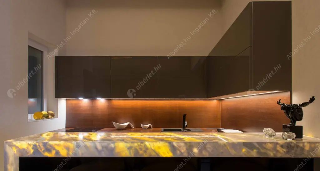 Kiadó albérlet 963000 Ft/hó áron: Budapest, V. kerület  Szent István körút. Mérete: 120 nm, 4 szobás | Alberlet.hu - 6625069