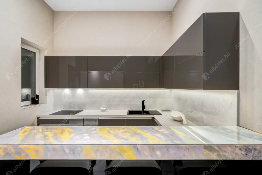 Kiadó albérlet 1098000 Ft/hó áron: Budapest, V. kerület  Szent István körút. Mérete: 120 nm, 3 szobás | Alberlet.hu - 6637504