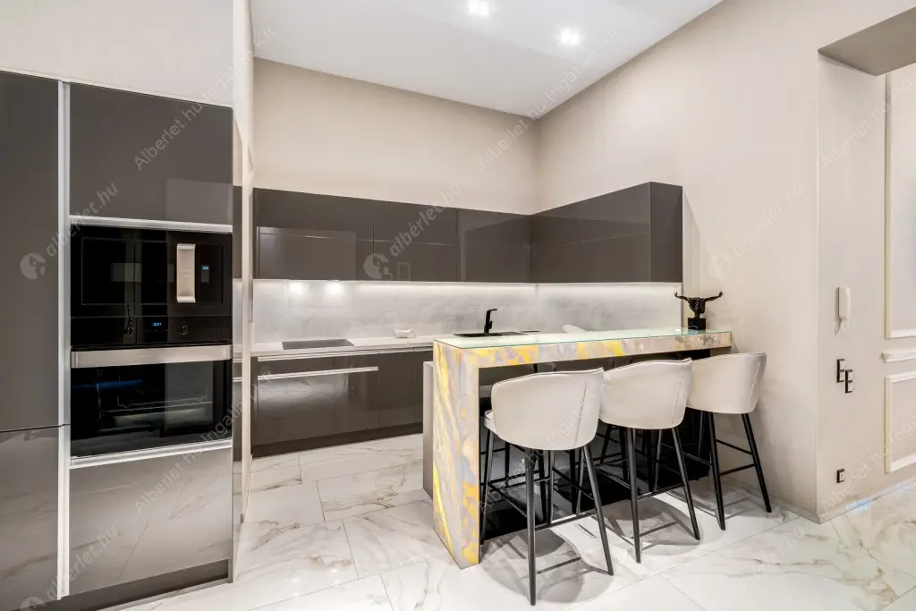 Kiadó albérlet 1098000 Ft/hó áron: Budapest, V. kerület  Szent István körút. Mérete: 120 nm, 3 szobás | Alberlet.hu - 6637505