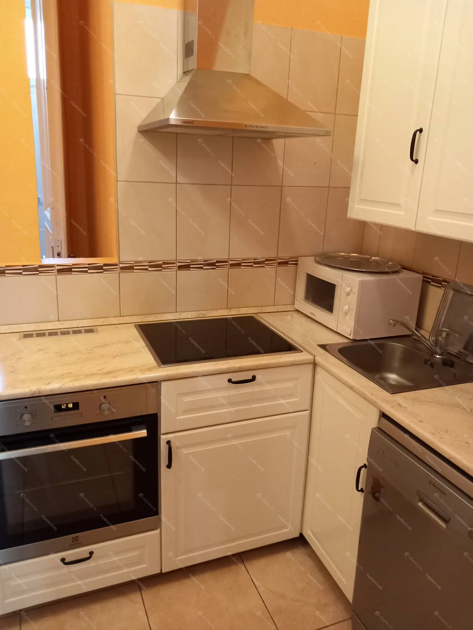 Kiadó albérlet 370000 Ft/hó áron: Budapest, V. kerület  Szent István körút. Mérete: 57 nm, 2 szobás | Alberlet.hu - 6695998