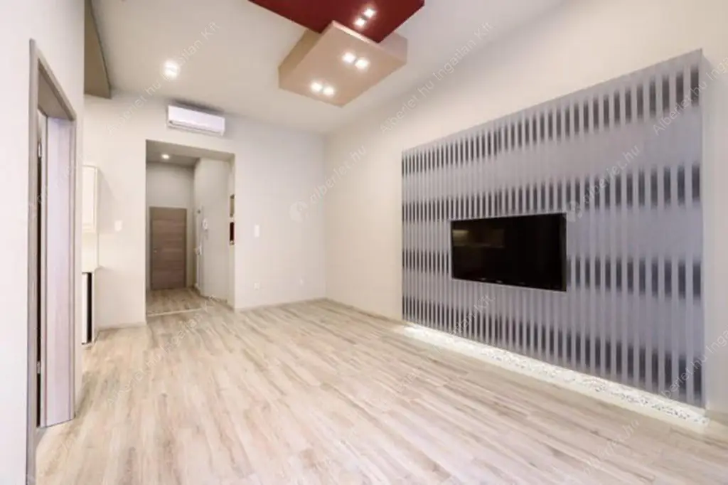 Kiadó albérlet 463000 Ft/hó áron: Budapest, V. kerület  Szent István körút. Mérete: 59 nm, 3 szobás | Alberlet.hu - 6580729