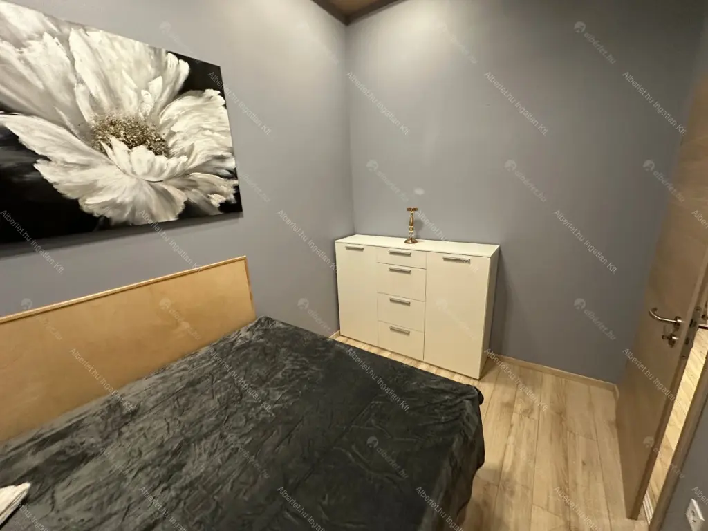 Kiadó albérlet 419000 Ft/hó áron: Budapest, V. kerület  Szent István körút. Mérete: 59 nm, 3 szobás | Alberlet.hu - 6640548