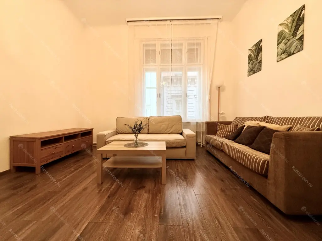 Kiadó albérlet 350000 Ft/hó áron: Budapest, V. kerület  Szép utca. Mérete: 75 nm, 3 szobás | Alberlet.hu - 6693643