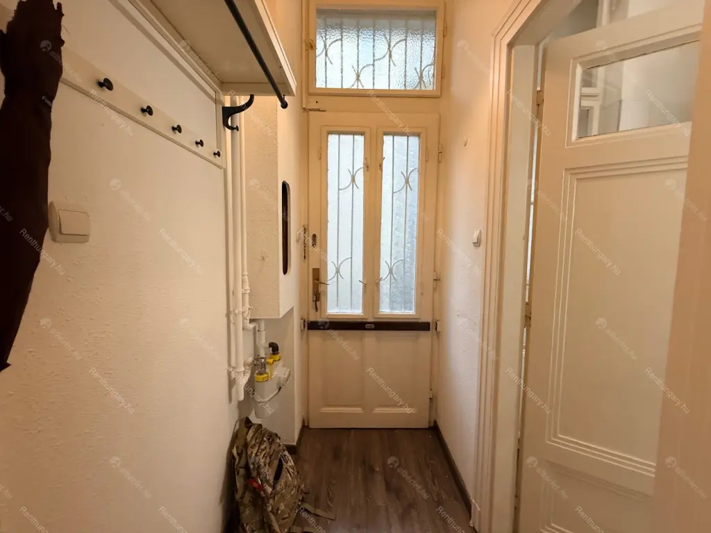 Kiadó albérlet 350000 Ft/hó áron: Budapest, V. kerület  Szép utca. Mérete: 75 nm, 3 szobás | Alberlet.hu - 6693656