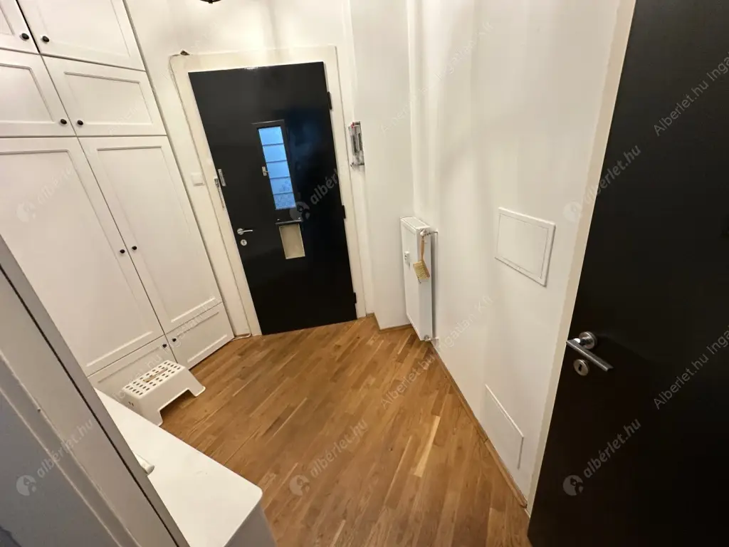 Kiadó albérlet 230000 Ft/hó áron: Budapest, V. kerület  Szerb utca. Mérete: 40 nm, 1 szobás | Alberlet.hu - 6603847