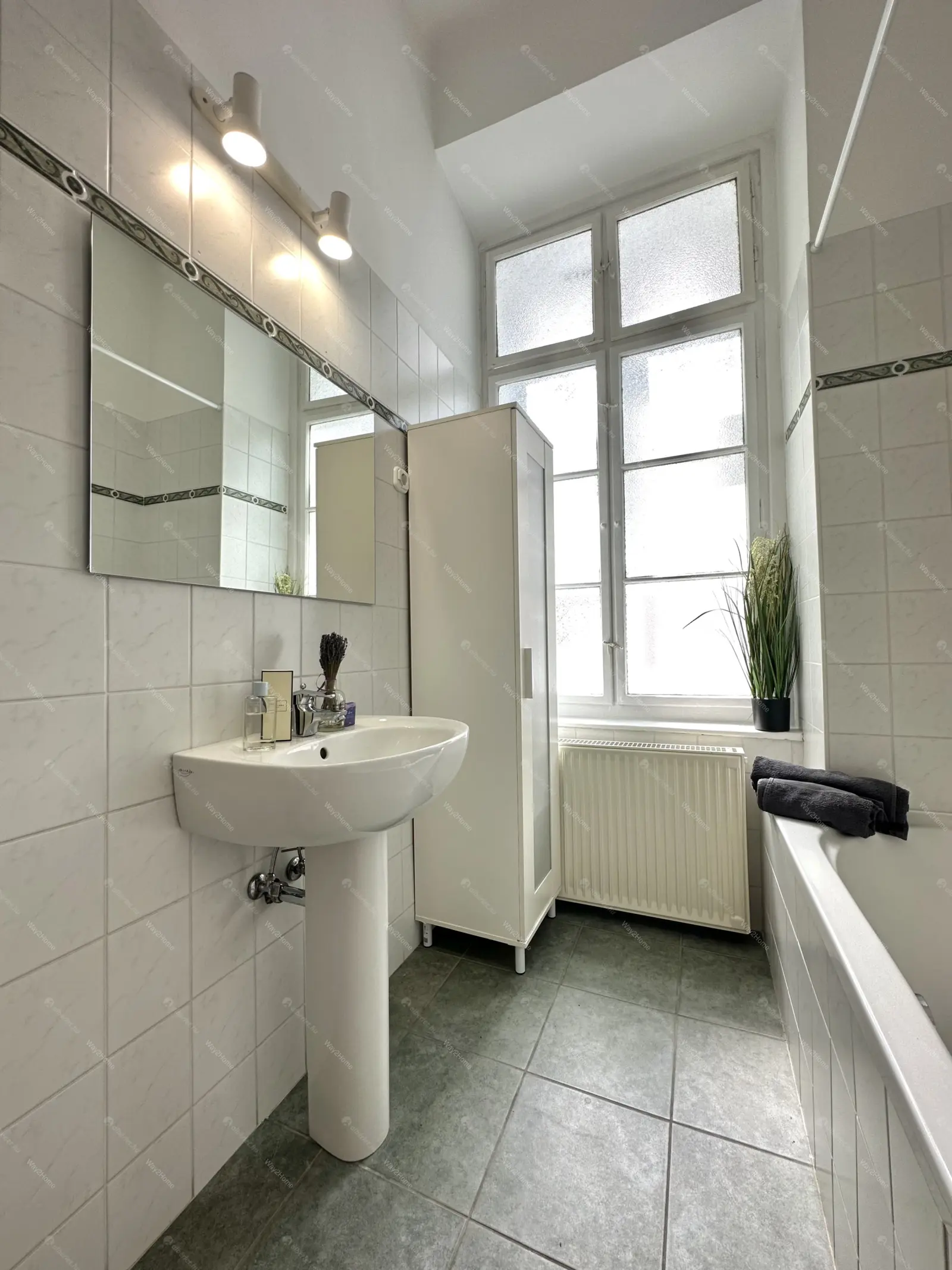 Kiadó albérlet 257000 Ft/hó áron: Budapest, V. kerület  Tüköry utca. Mérete: 50 nm, 1 szobás | Alberlet.hu - 6696177