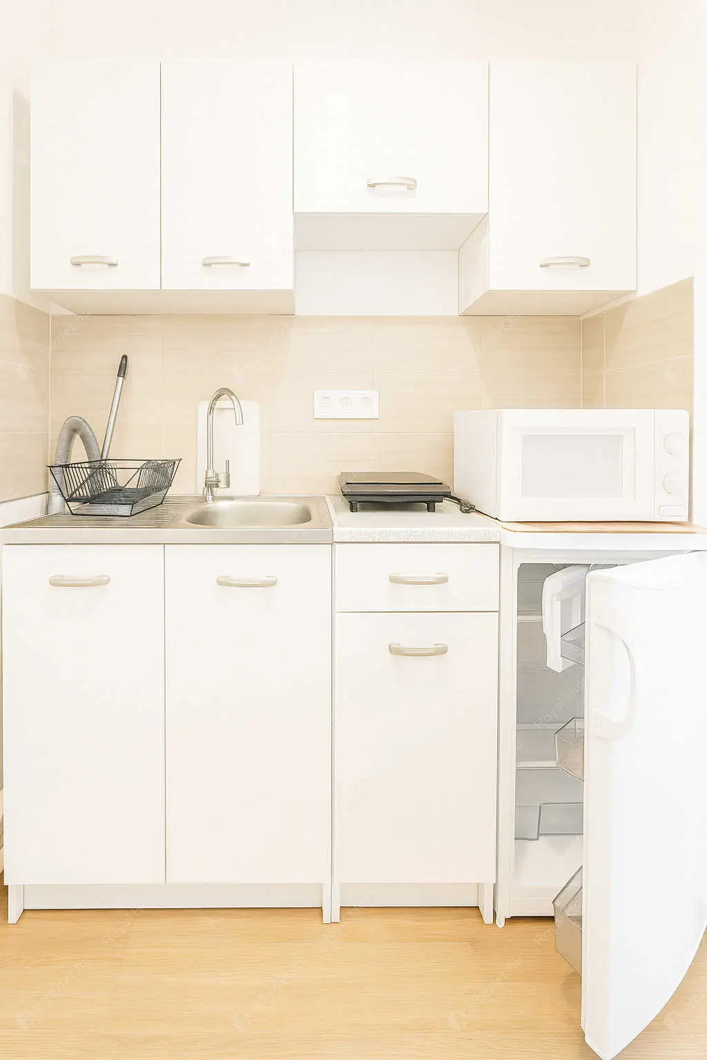 Kiadó albérlet 195000 Ft/hó áron: Budapest, V. kerület  Váci utca. Mérete: 30 nm, 1 szobás | Alberlet.hu - 6584836