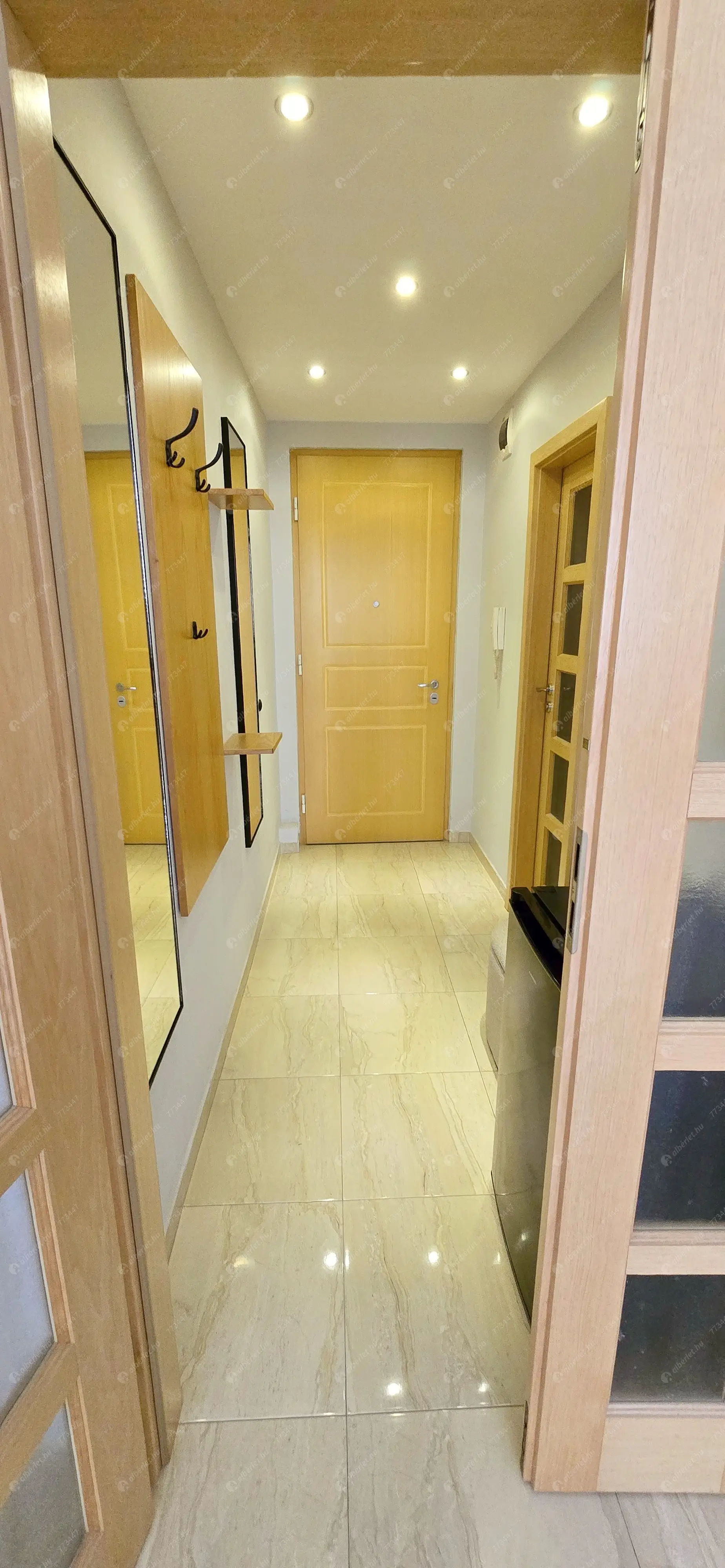 Kiadó albérlet 230000 Ft/hó áron: Budapest, V. kerület  Váci utca. Mérete: 32 nm, 1 szobás | Alberlet.hu - 6631259