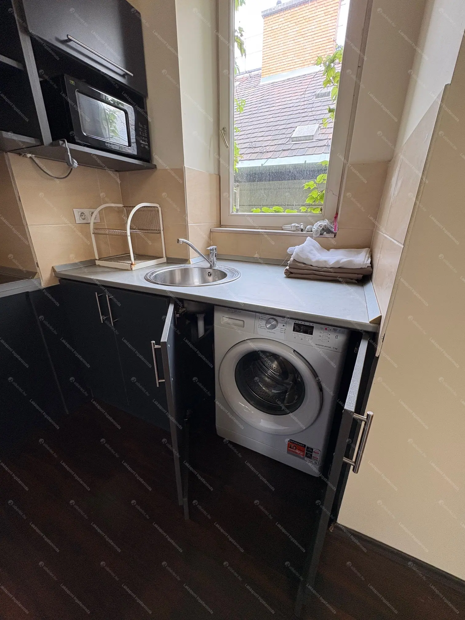 Kiadó albérlet 183000 Ft/hó áron: Budapest, V. kerület  Váci utca. Mérete: 35 nm, 1 szobás | Alberlet.hu - 6707181