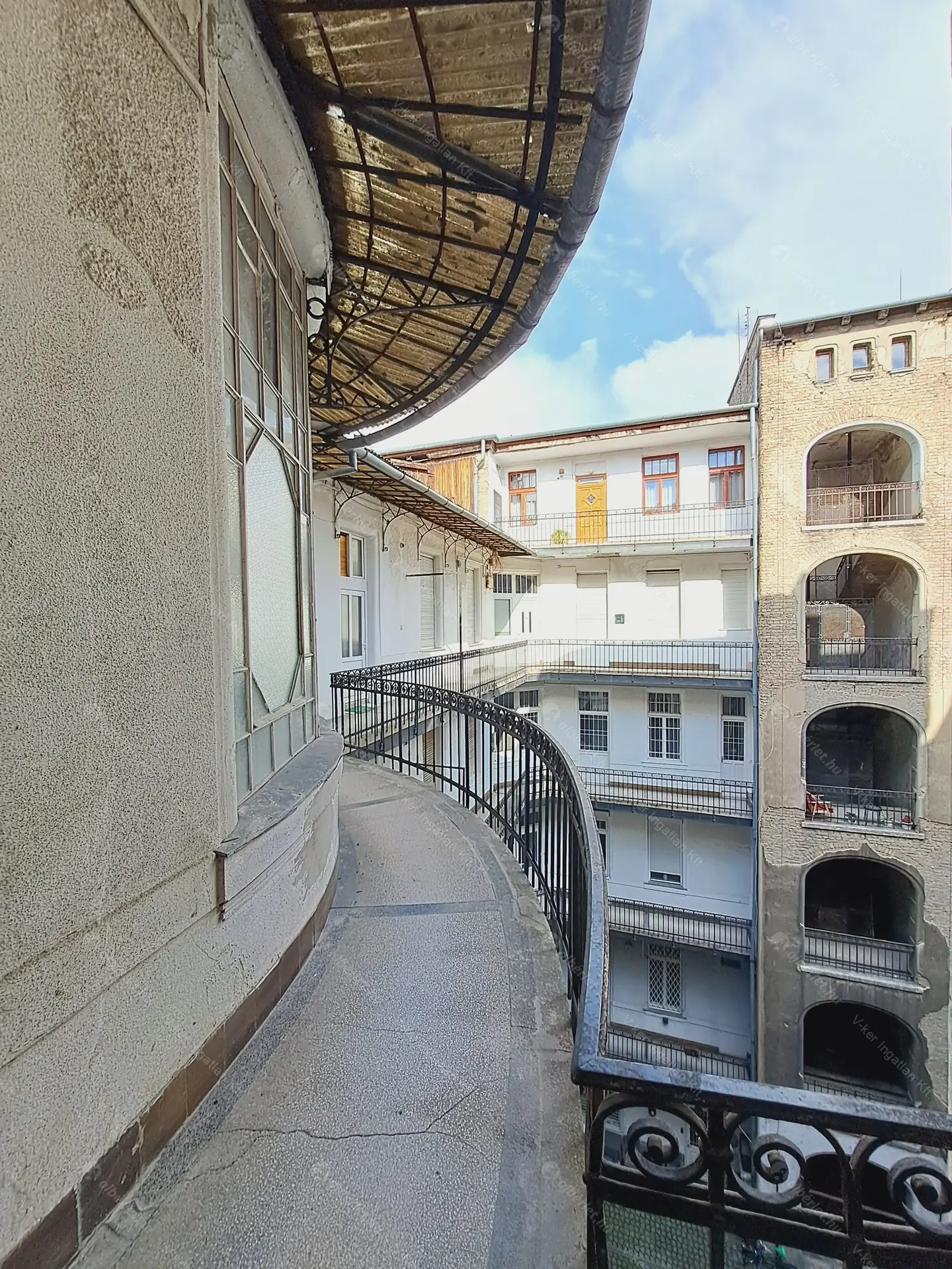 Kiadó albérlet 210000 Ft/hó áron: Budapest, V. kerület  Váci utca. Mérete: 38 nm, 1 szobás | Alberlet.hu - 6429084