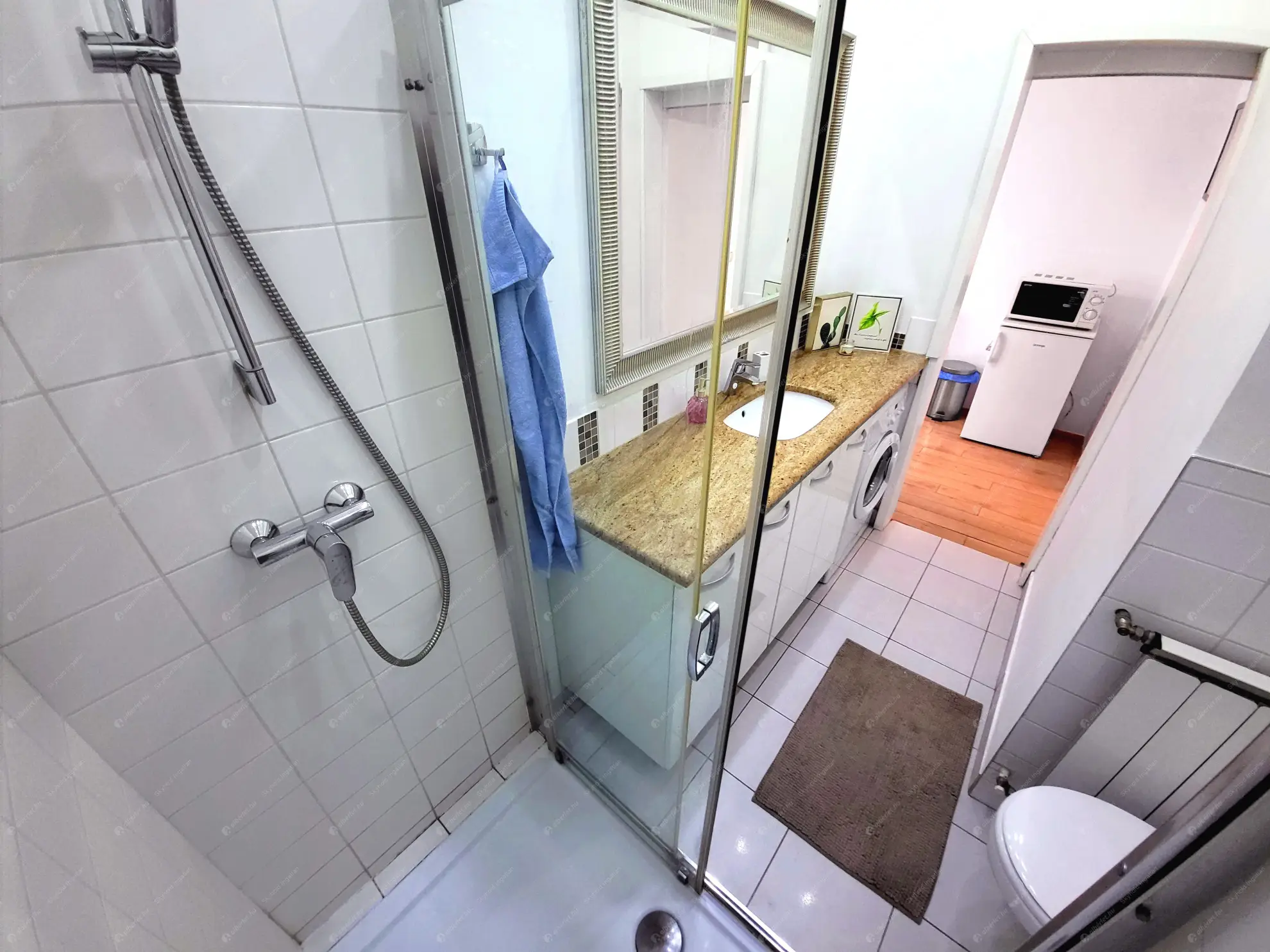 Kiadó albérlet 295000 Ft/hó áron: Budapest, V. kerület  Váci utca. Mérete: 40 nm, 1 szobás | Alberlet.hu - 6573769