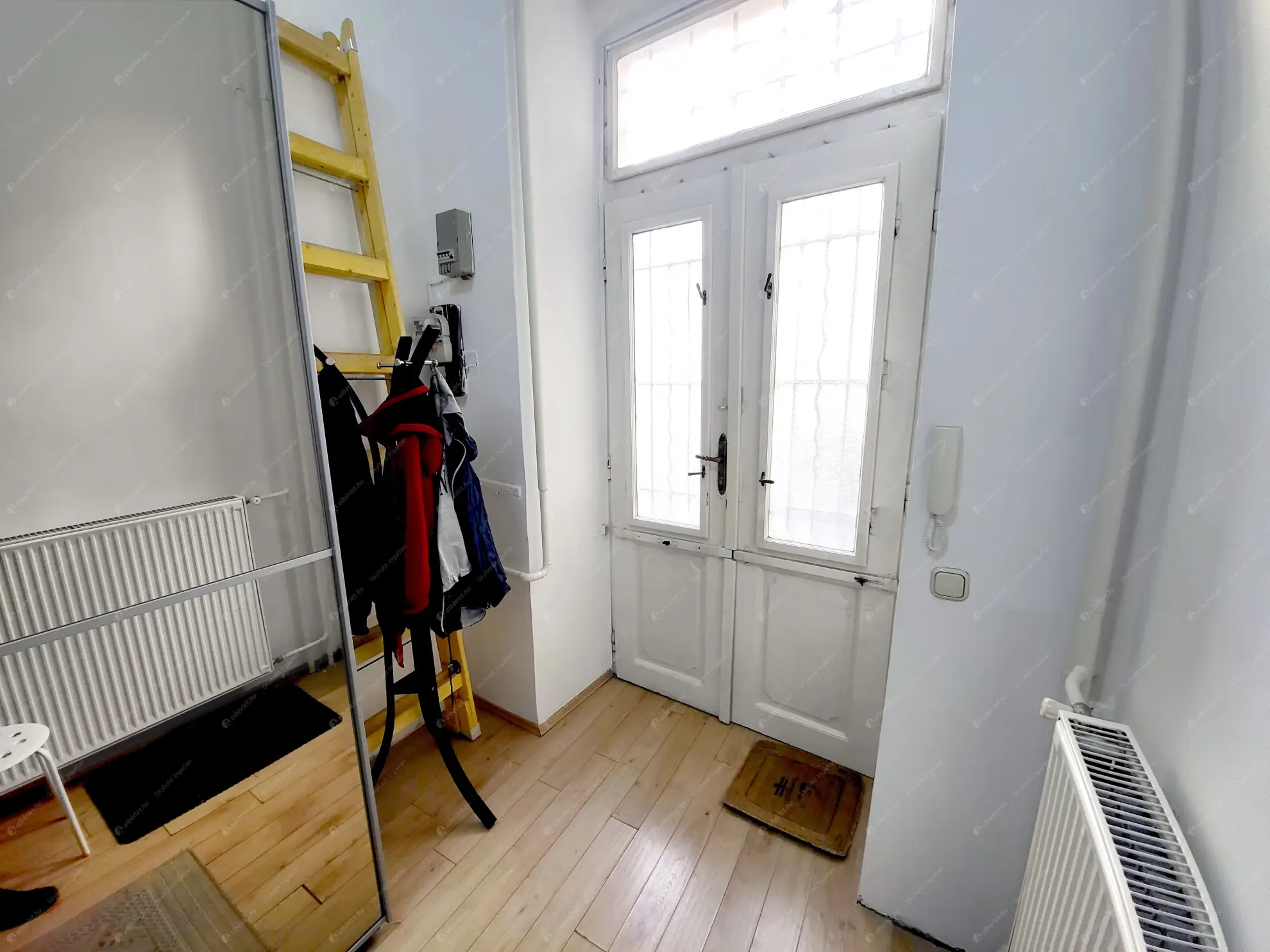 Kiadó albérlet 295000 Ft/hó áron: Budapest, V. kerület  Váci utca. Mérete: 40 nm, 1 szobás | Alberlet.hu - 6573775