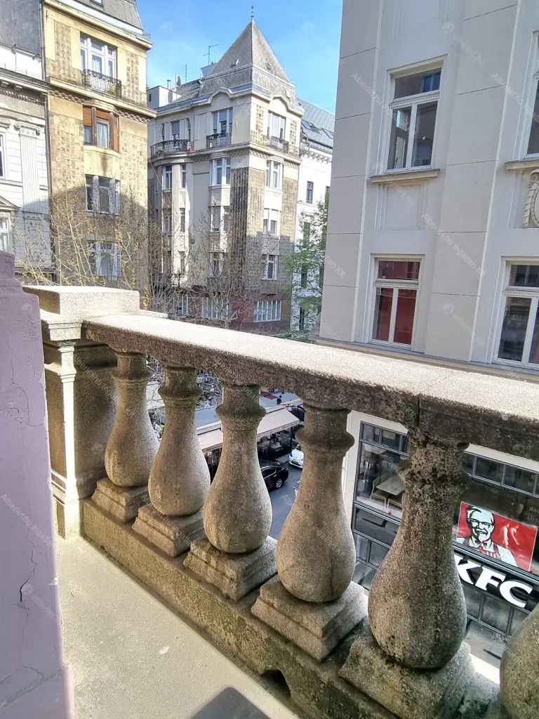 Kiadó albérlet 280000 Ft/hó áron: Budapest, V. kerület  Váci utca. Mérete: 40 nm, 1 szobás | Alberlet.hu - 6700808