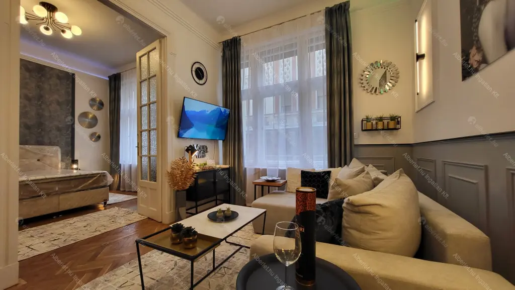 Kiadó albérlet 420000 Ft/hó áron: Budapest, V. kerület  Váci utca. Mérete: 50 nm, 2 szobás | Alberlet.hu - 6688423