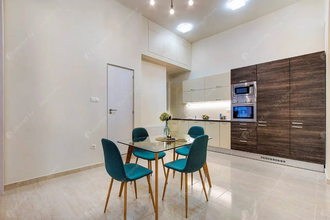 Kiadó albérlet 350000 Ft/hó áron: Budapest, V. kerület  Váci utca. Mérete: 65 nm, 2 szobás | Alberlet.hu - 6627711