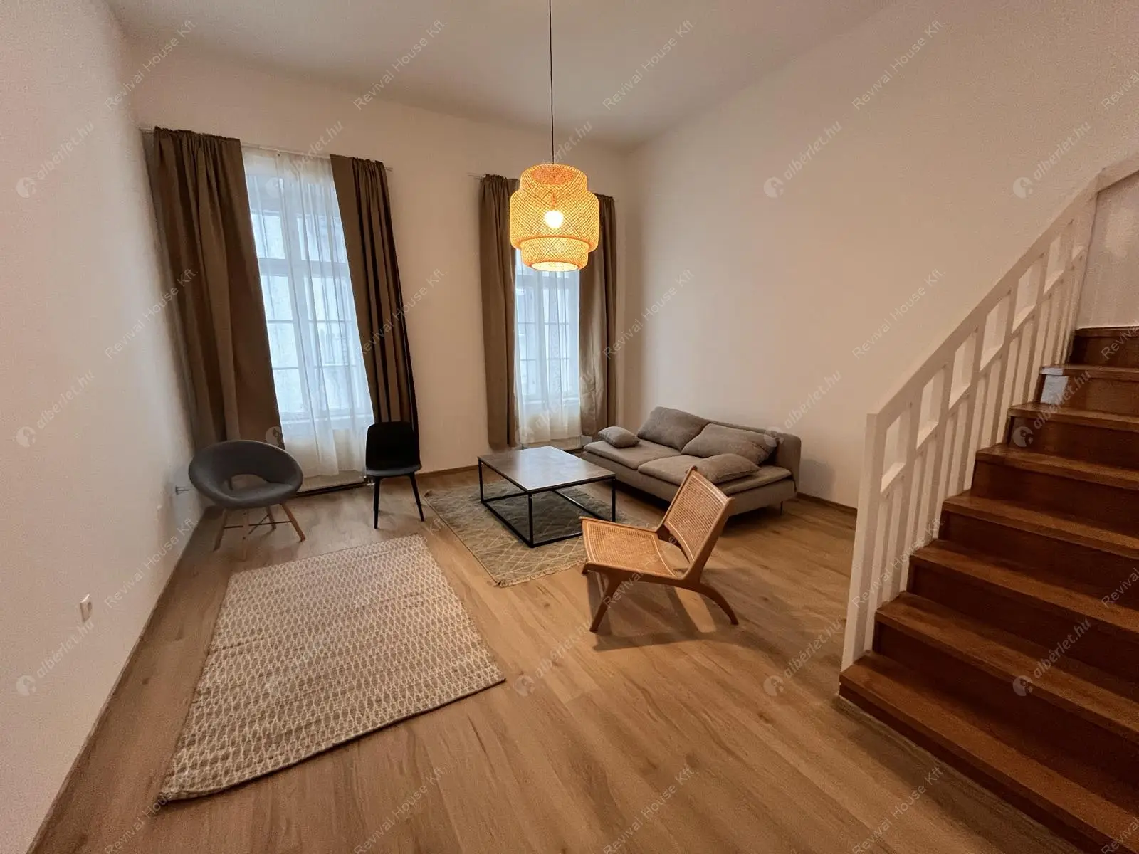 Kiadó albérlet 420000 Ft/hó áron: Budapest, V. kerület  Váci utca. Mérete: 72 nm, 3 szobás | Alberlet.hu - 6200861