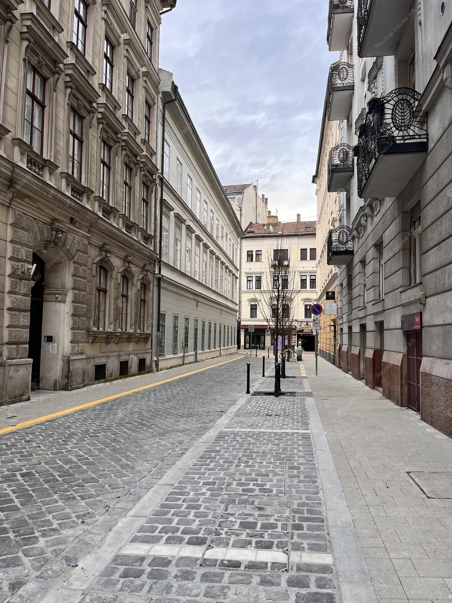 Kiadó albérlet 420000 Ft/hó áron: Budapest, V. kerület  Váci utca. Mérete: 72 nm, 3 szobás | Alberlet.hu - 6210652