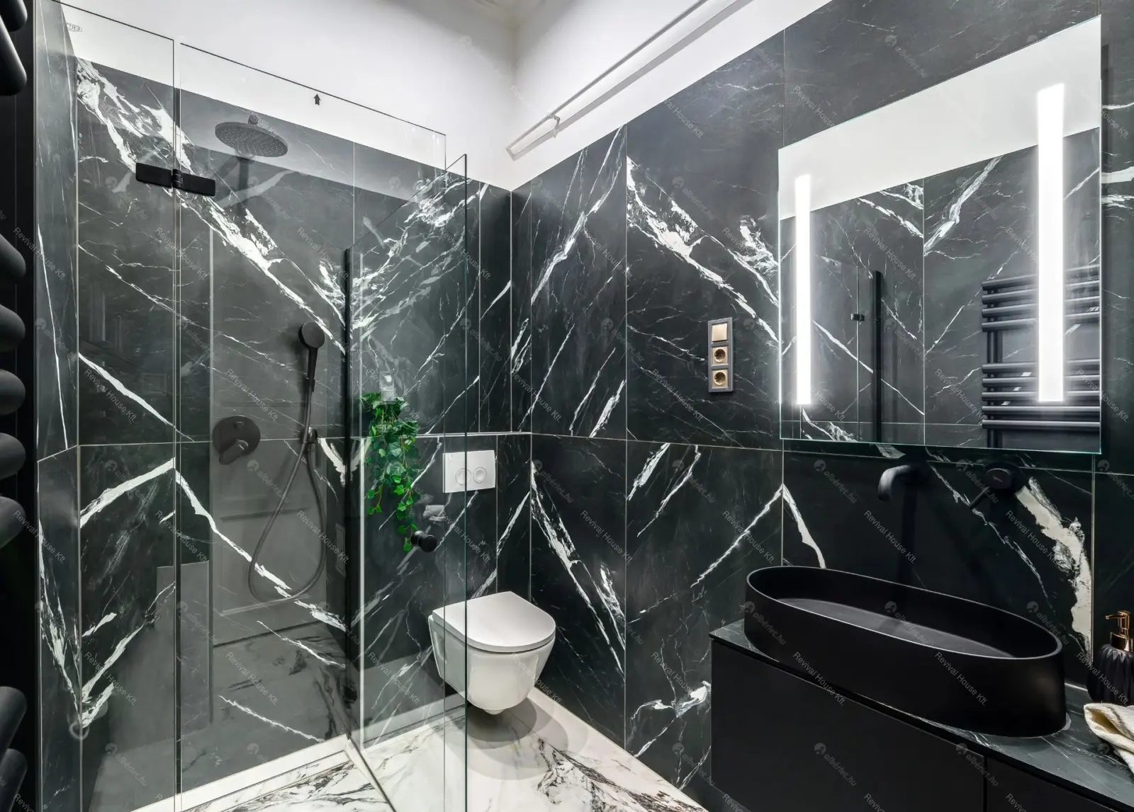 Kiadó albérlet 1050000 Ft/hó áron: Budapest, V. kerület  Váci utca. Mérete: 81 nm, 3 szobás | Alberlet.hu - 6649230