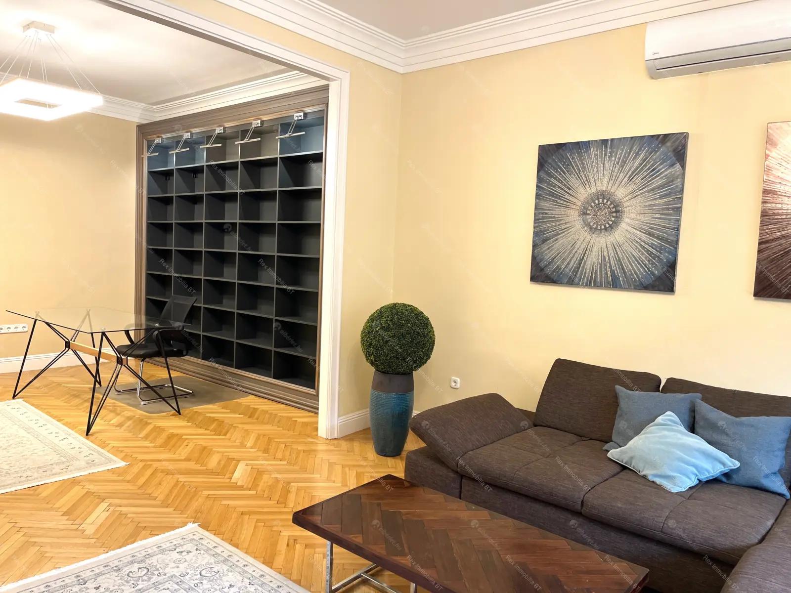 Kiadó albérlet 513000 Ft/hó áron: Budapest, V. kerület  Váci utca. Mérete: 82 nm, 2 szobás | Alberlet.hu - 6683932