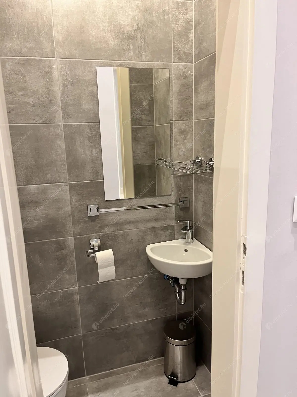 Kiadó albérlet 430000 Ft/hó áron: Budapest, V. kerület  Váci utca. Mérete: 86 nm, 2 szobás | Alberlet.hu - 6183715