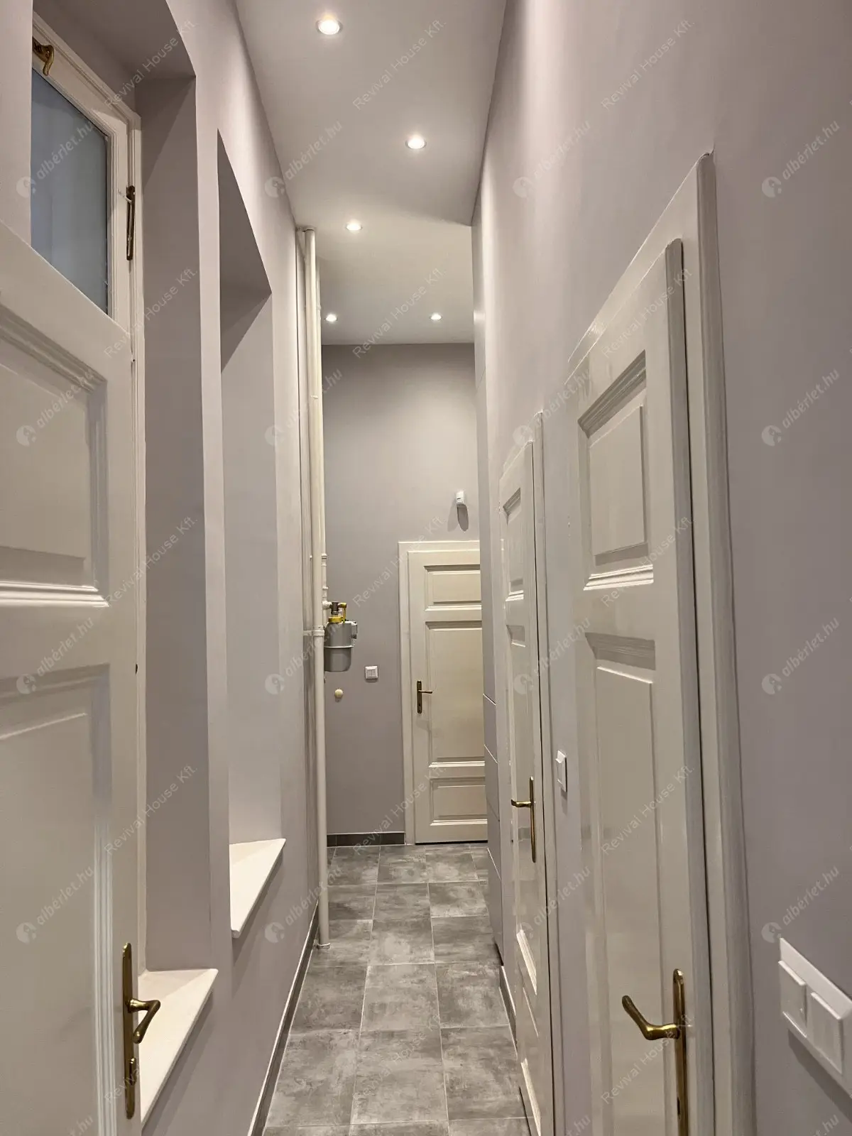 Kiadó albérlet 430000 Ft/hó áron: Budapest, V. kerület  Váci utca. Mérete: 86 nm, 2 szobás | Alberlet.hu - 6183717