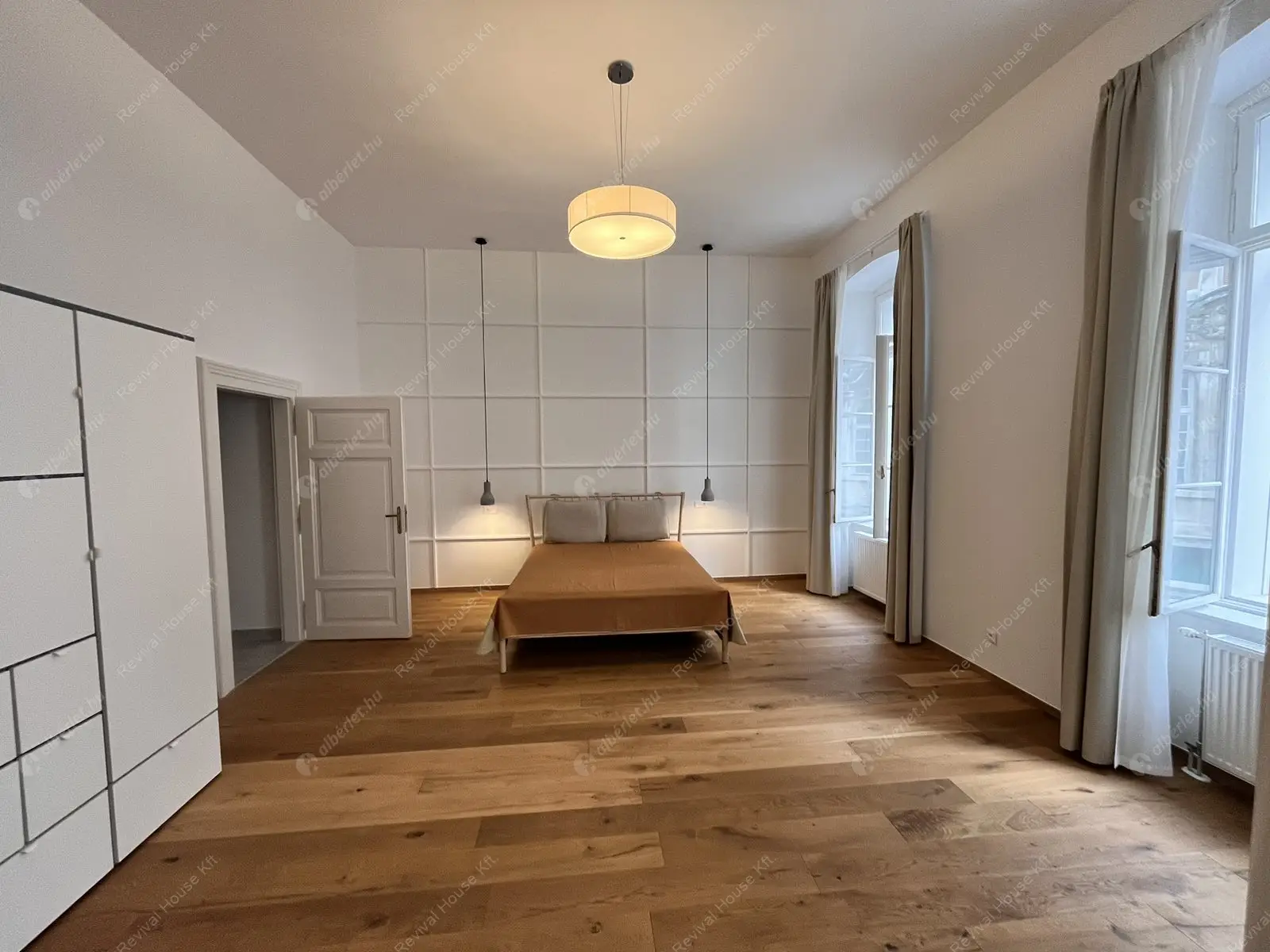 Kiadó albérlet 430000 Ft/hó áron: Budapest, V. kerület  Váci utca. Mérete: 86 nm, 2 szobás | Alberlet.hu - 6200852