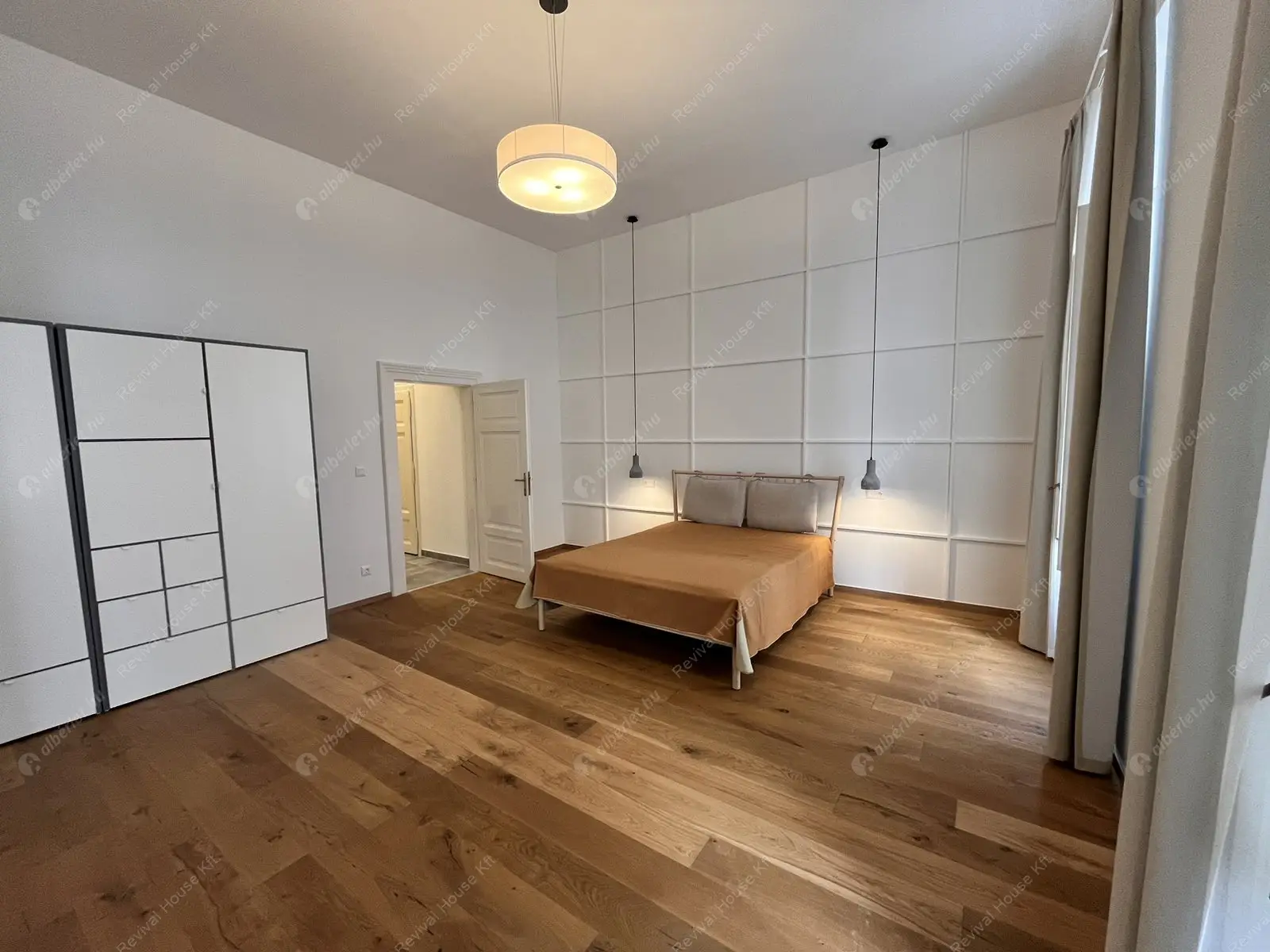 Kiadó albérlet 430000 Ft/hó áron: Budapest, V. kerület  Váci utca. Mérete: 86 nm, 2 szobás | Alberlet.hu - 6200855