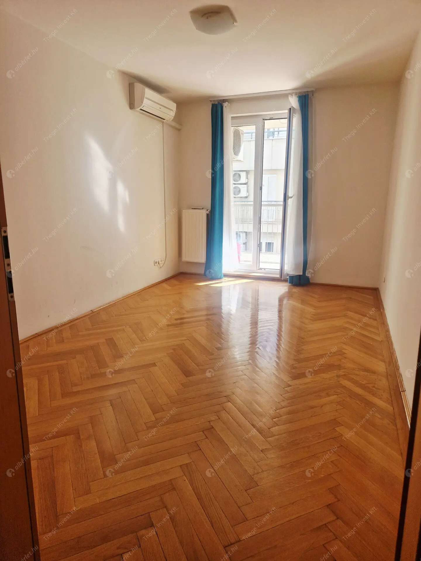 Kiadó albérlet 320000 Ft/hó áron: Budapest, V. kerület  Vadász utca. Mérete: 65 nm, 2 szobás | Alberlet.hu - 6540563