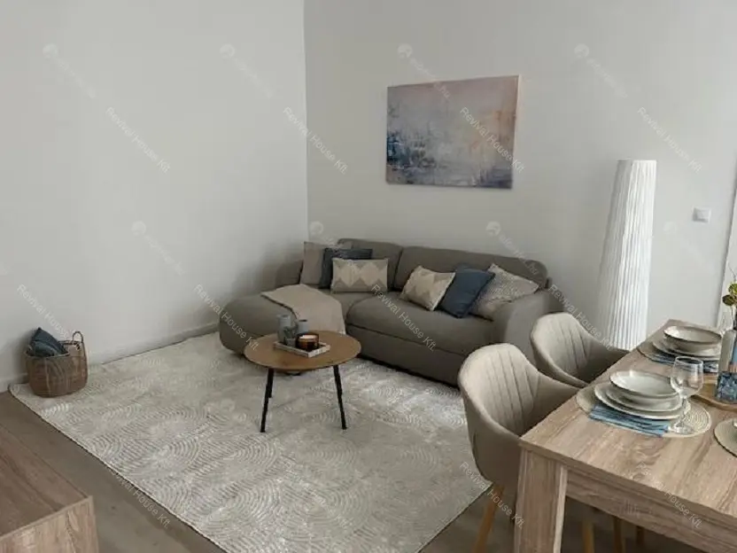 Kiadó albérlet 650000 Ft/hó áron: Budapest, V. kerület  Vadász utca. Mérete: 70 nm, 3 szobás | Alberlet.hu - 6674614