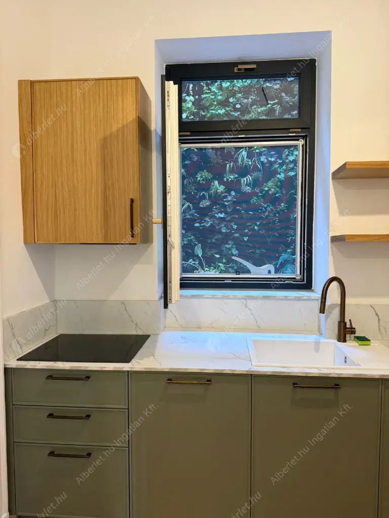 Kiadó albérlet 320000 Ft/hó áron: Budapest, V. kerület  Vámház körút. Mérete: 30 nm, 1 szobás | Alberlet.hu - 6593485